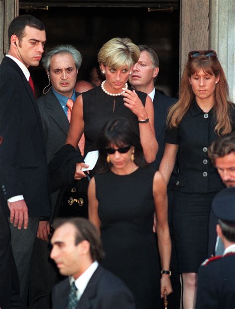 diana at versace funeral